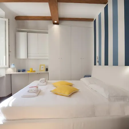 Manzoni Studio Apartamento *
